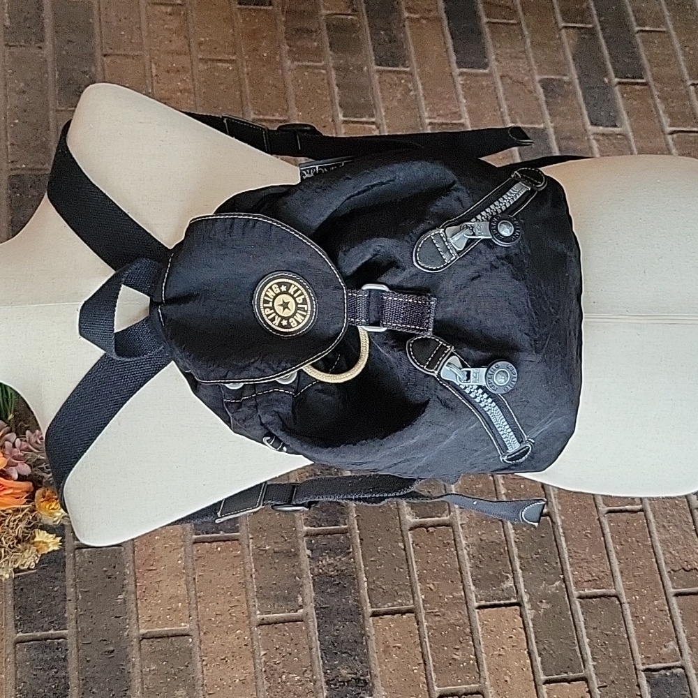 Kipling Vintage Medium Fundamental Drawstring Backpack Black